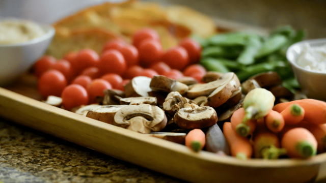 When it comes to making healthy changes to your family's meal plan, do it with ease. Try one or more of these suggestions to clean up your family's diet this year.